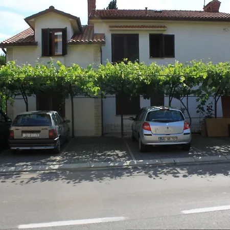 By The Sea Icici, Opatija - 7745 Apartament *